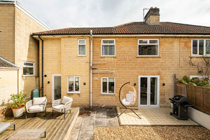 Photo 17- click for photo gallery